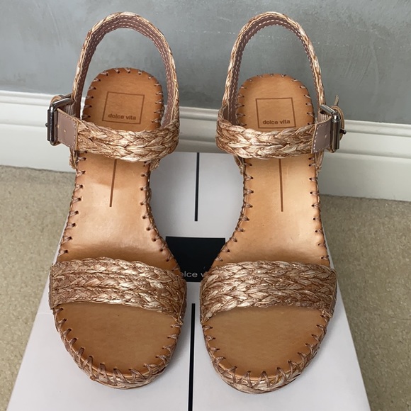 NEVER WORN Dolce Vita wedges - Picture 3 of 5